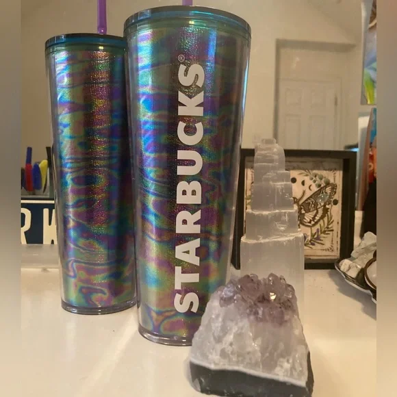Glitter Starbucks Cup! - Picture 1 of 4